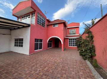 Casa de 3 habitaciones, Pachuca · Casa en Venta en Valle de San Javier, Pachuca. T255 m², C370 m².