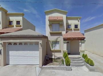 Casa de 3 habitaciones, Ensenada · Casa en Venta. Fracc. Residencial del Sol. Ensenada, Baja California