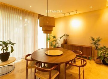 Casa · 307m² · 3 Recámaras · Casa Laguna 1, Puerto Cancún en Renta