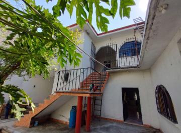 Casa de 4 habitaciones, Temixco · Casa con 238 m² Superficie de Terreno y 4 Recámaras en Venta en Lázaro Cárdenas del Río, Cuernavaca.
