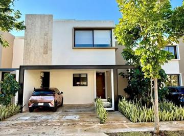 1 · Casa en Venta en Privada Al Norte de Merida Yucatan