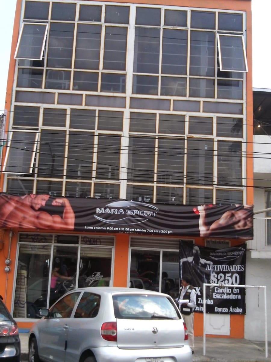 Edificio en Valle Alto