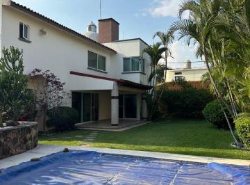 Casa de 4 habitaciones, Emiliano Zapata · Casa en Fraccionamiento en Venta en Lomas de Cuernavaca