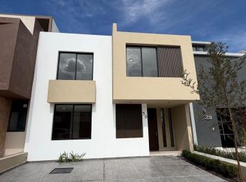Casa de 4 habitaciones, Corregidora · Casa con Recámara en Pb y Baño Completo en Cañadas del Arroyo
