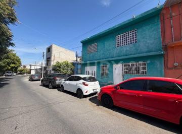 Casa · 272m² · 3 Recámaras · 3 Estacionamientos · Casa en Venta en Reforma Agraria