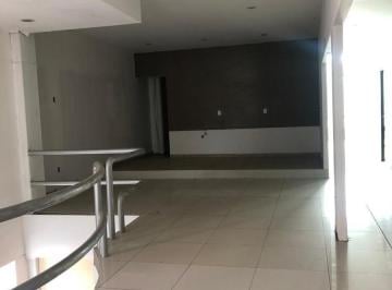 Local comercial · 450m² · Local en Renta Ideal Para Oficinas, Call Center, Gym, Excelente Ubicación.