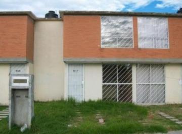 Casa de 2 habitaciones, Puebla · Casa en Venta. C. H. Bosques del Pilar. Puebla