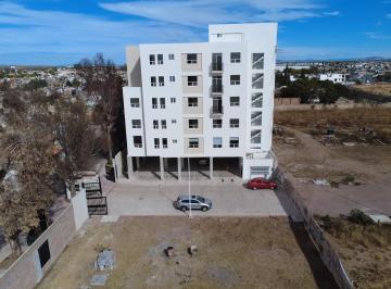 Departamento · 98m² · 2 Recámaras · 1 Estacionamiento · Departamento con Excelente Distribución