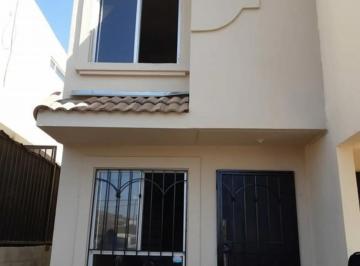 Casa de 2 habitaciones, Tijuana · Casa en Venta. Villa Residencial Santa Fe. Tijuana, Baja California