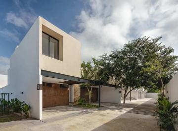 1 · Casa en Venta en Temozón Norte Merida Yucatan