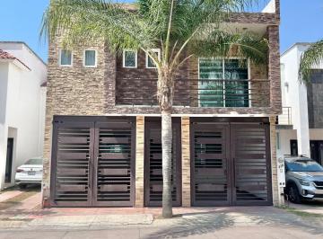 Casa de 3 habitaciones, León · Casa en Venta en Quinta Los Naranjos