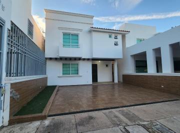 Casa · 3 Recámaras · 2 Estacionamientos · Casa en Venta en Privada Valle Alto