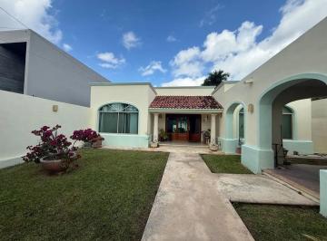 1 · Casa en Venta de Una Planta en Benito Juarez Norte Merida Yucatan