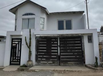 Casa · 237m² · 5 Recámaras · 2 Estacionamientos · Venta Casa Amplia de 5 Recámaras en La Mina, Rosarito - (4)