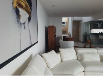 Casa · 261m² · 3 Recámaras · 2 Estacionamientos · Casa en Fraccionamiento Cumbres del Lago