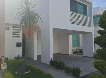 Casa de 3 habitaciones, San Andrés Cholula · Bonita Casa en Renta en Lomas de Angelópolis