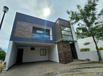 Casa · 254m² · 4 Recámaras · 2 Estacionamientos · Casa en Venta Parque Cuernavaca Lomas de Angelopolis $4,350,000