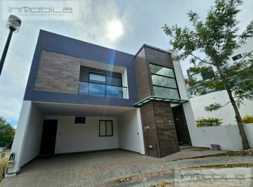 Casa · 254m² · 4 Recámaras · 2 Estacionamientos · Casa en Venta Parque Cuernavaca Lomas de Angelopolis $4,350,000