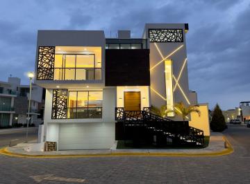 Casa de 3 habitaciones, Pachuca · Casa en Venta – Paseos de La Herradura, Sur de Pachuca Residencia en Esquina