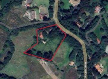 Terreno / Lote · 10000m² · Terreno a Pie de Carretera a 2 Km Cedis Topilejo. 10,000 m²
