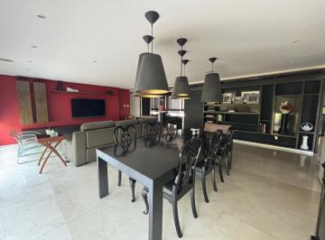 Departamento · 249m² · 3 Recámaras · 3 Estacionamientos · Venta de Departamento en La Calle de Millet con Vista Al Parque Hundido