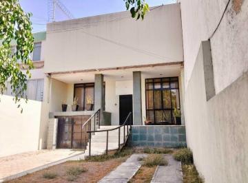 Casa de 4 habitaciones, Guadalajara · Casa en Venta en Colonia Americana – Ubicación Privilegiada $10,350,000