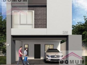 Fachada principal · Casa en Venta en Verania