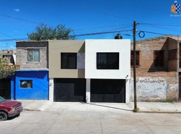 Casa · 166m² · 2 Recámaras · 2 Estacionamientos · Casa en Venta en Col. José Revuelas Durango