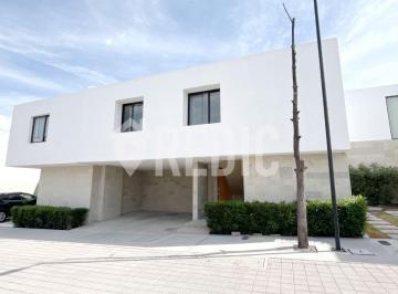 Casa de 3 habitaciones, El Marqués · Casa en Venta en Zibata