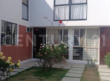 Casa · 164m² · 3 Recámaras · 3 Estacionamientos · Casa en Venta en Las Rosas, Tlalnepantla, Mex.