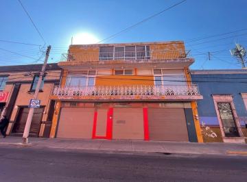 Huerta · 690m² · 5 Recámaras · 3 Estacionamientos · Venta Edificio en Zona Centro en Calle Juan de Montoro Ad