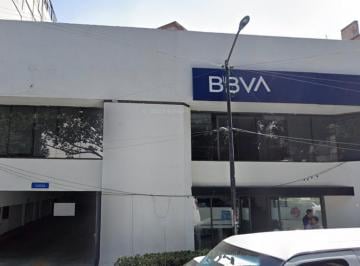 Edificio · 1567m² · 19 Estacionamientos · Espacio Comercial en Lucerna, Cdmx