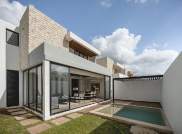 Casa de 4 habitaciones, Mérida · Casa con Alberca Privada, Terraza, en Venta, Temozón Norte, Mérida
