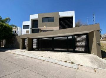 Casa de 4 habitaciones, León · Casa en Venta en Gran Jardín León, Guanajuato