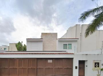 Casa en condominio de 4 habitaciones, Benito Juárez · Hermosa y Amplia Casa, Vive en Cancún Centro