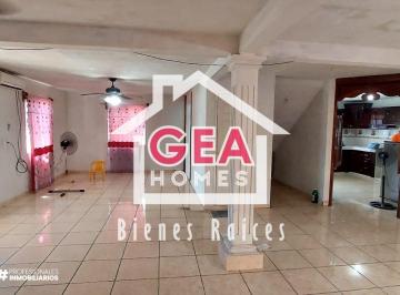 Casa · 355m² · 3 Recámaras · 1 Estacionamiento · Casa en Col. Presidentes, Altamira, Tamaulipas