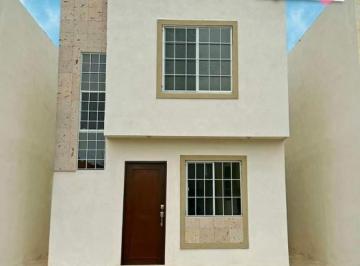 Casa · 112m² · 2 Recámaras · 2 Estacionamientos · Casa en Venta Fraccionamiento Arecas Altamira Tamaulipas