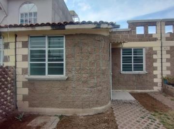 Casa · 47m² · 2 Recámaras · 2 Estacionamientos · Casa en Renta en Fraccionamiento Los Tuzos, Pachuca, Hgo.