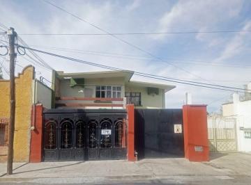 Casa de 4 habitaciones, Saltillo · Casa en Venta en Zona Centro Sur