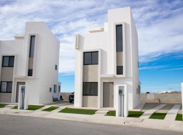 Casa · 108m² · 3 Recámaras · 2 Estacionamientos · Casa en Venta en Residencial San Marino, Rosarito.