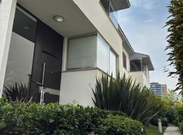 Casa en condominio de 3 habitaciones, Huixquilucan · Casa en Venta en Lomas Country Club