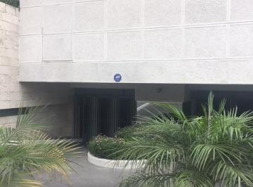 Departamento · 100m² · 2 Recámaras · 2 Estacionamientos · Departamento Amueblado