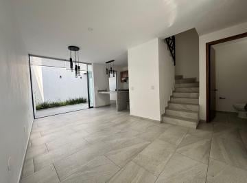 Casa en condominio de 3 habitaciones, Zapopan · Casa Seminueva en Esquina con 3 Recámaras y Roof Garden | Barlovento Residencial, Zapopan