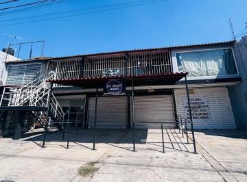 FACHADA · Venta Casa Habitación con 3 Departamentos y 6 Locales
