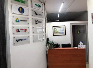 Oficina , Guadalajara · Oficina Para 2 Personas a 10 Minutos de Expo Gdl