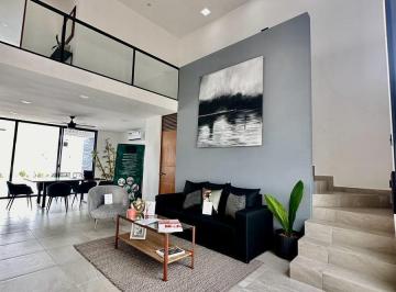 Casa · 215m² · 3 Recámaras · 2 Estacionamientos · Casas Nuevas en Venta en Privada de 3 y 4 Habitaciones con Paneles