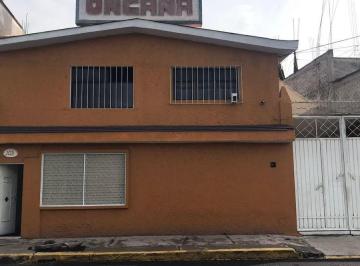 Casa · 417m² · 3 Recámaras · 10 Estacionamientos · Se Vende Casa en Santa Martha Acatitla Sur