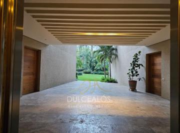 Departamento de 3 habitaciones, Cuernavaca · Depto de Autor 350 m² en Vista Hermosa | Terraza, 3 Rec/3.5 Baños, 4 Estac | Residencial Boutique