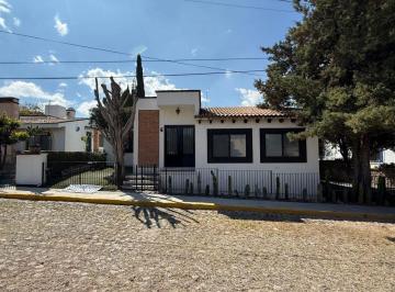 Casa de 3 habitaciones, Tequisquiapan · Casa en Tequisquiapan Queretaro
