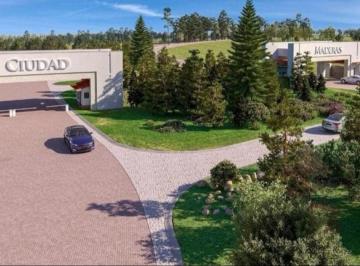 Terreno / Lote · 136m² · Traspaso de Terreno en Ciudad Maderas Corregidora